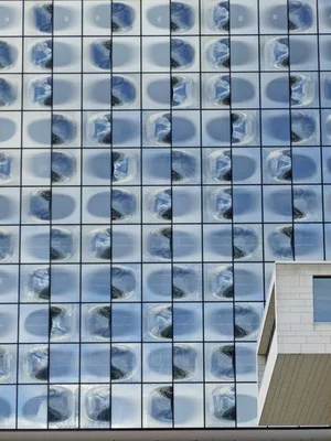 Dissonance Averted, Hamburg's New Philharmonic Hall on Track for Completion