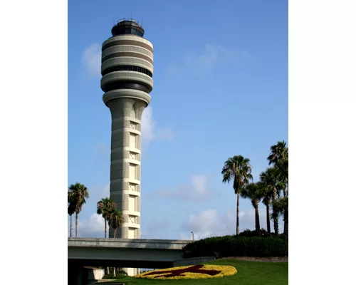 The World's Top 10 Tallest Airport Control Towers
