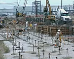 Refiner Valero Restarts $3 Billion in Projects