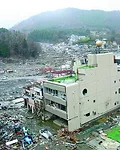 Corps Pulls Out All the Stops To Cope With Rising River