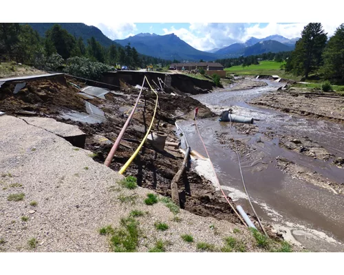 Colorado Floods Leave Eight Dead, Thousands Stranded, Infrastructure in Shambles