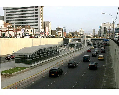 Growing Transit System in Lima, Peru Bringing Order to 'Chaos'