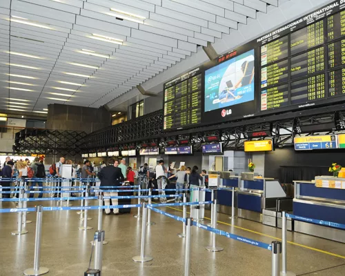 Brazil Privatizes Three Major Airports, Nets $14.3 Billion in Concessions