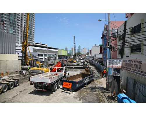 Excavation Under Way on Panama City Metro