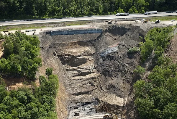 Contractor Nails Interstate Repair Job After Landslide in East Tennessee
