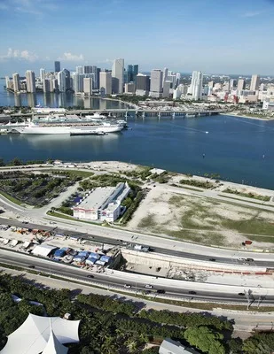 Ports Seek Rising Tide of Public, Private Funds