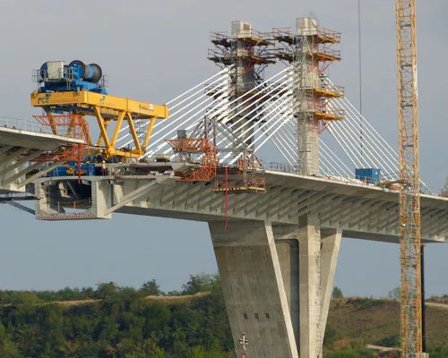 Danube Bridge 2 Crossing Nears Completion
