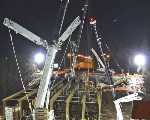 Steel Problems Cited in 12-Month Delay of Edmonton Arch Bridge