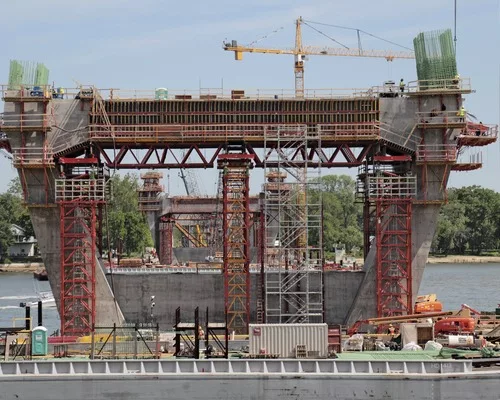 Louisville Sluggers Construct $2.5-Billion Downtown Crossing