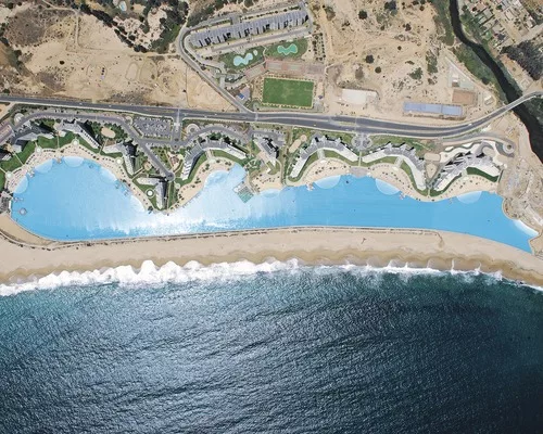 Record-Size Swimming Pools Come to the U.S. for the First Time
