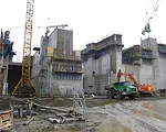 Mammoth Lock Takes Shape in Belgium