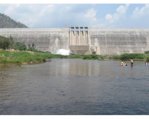 The World's Largest Roller-Compacted Concrete Dams