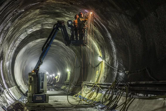Close Call: ENR 2013 Photo Contest Runners-Up
