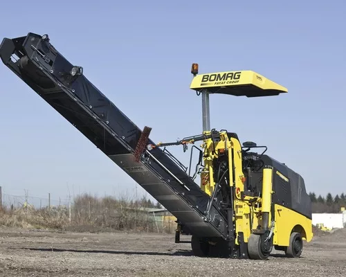Product Snapshot: Interim Tier 4 Excavator and Reflector-less Total Station