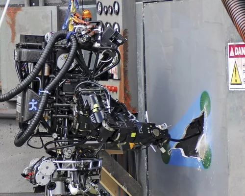 Robots on the Jobsite Advancing in Construction