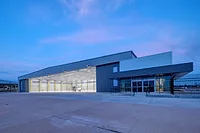 Aeroplex-Signature Hangar