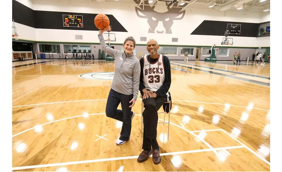 Top Young Professional Jeannie Cullen-Schultz with NBA Hall of Famer Kareem Abdul-Jabbar