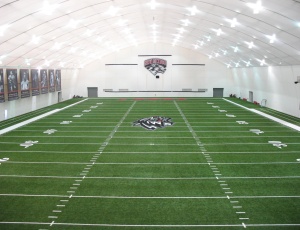 Summit Structures designed the University of New Mexico Indoor Practice Facility