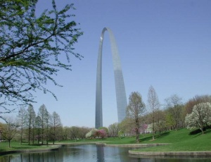 A landmark project will breathe new life into the riverfront park 630 ft below the top of the St. Louis Arch.