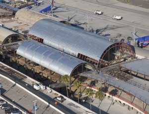 John Wayne�s Terminal C Gets Topped Out