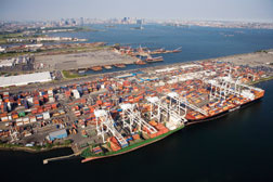 American ports will receive more traffic than ever in the next decades, burdening nation&rsquo;s roads and rails.