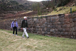 ASCE, Peru, Tipon