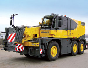 45-TONNE CITY MOBILE CRANE: Compact Size