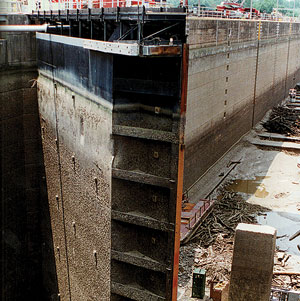 One of the lock’s 250-ton doors came off its hinges and went to the bottom, damaging its twin.