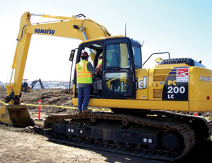 Hybrid excavator, now on a road show and shown at the Port of Los Angeles, is the first machine of its kind to go to work in the U.S. It offers up to 40% efficiency over a conventional, non-hybrid model.