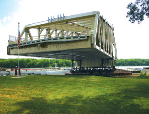 New Manhattan, Bronx Span Floats Into Place