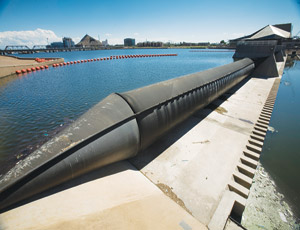 Eight rubber-coated fabric bladders retained 1 billion gal of water in Tempe.