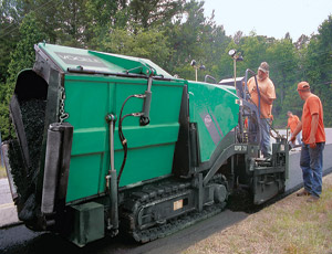 Mini Paver: Adjustable Screed Width for Narrow Paving Jobs