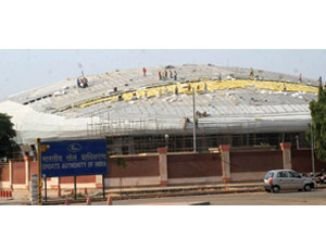 Unique stadium-roof designs at Delhi’s Commonwealth Games project site have challenged Indian builders to keep to the completion deadline.